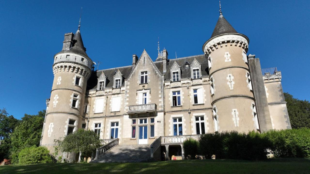 Chateau De La Rose Cluis Exterior foto
