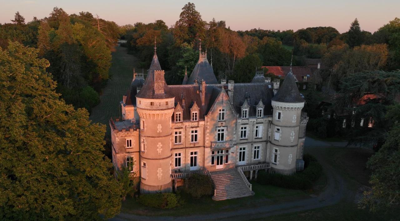 Chateau De La Rose Cluis Exterior foto